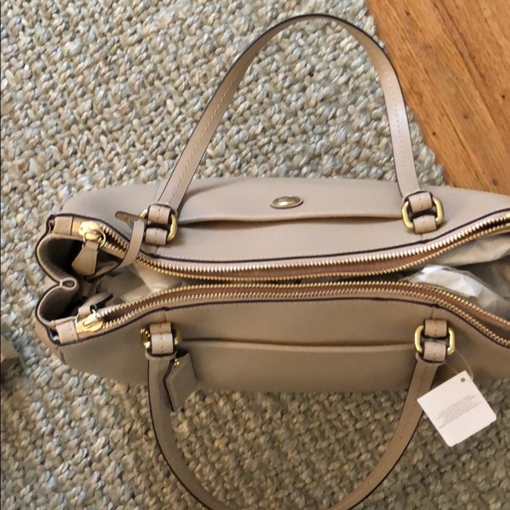 (Sale!!) great coach saffiano leather bag - Picture 5 of 6